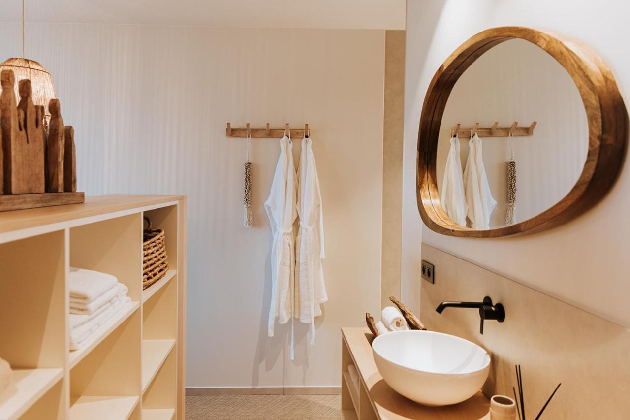ميدل كيرك Bonk Suites المظهر الخارجي الصورة